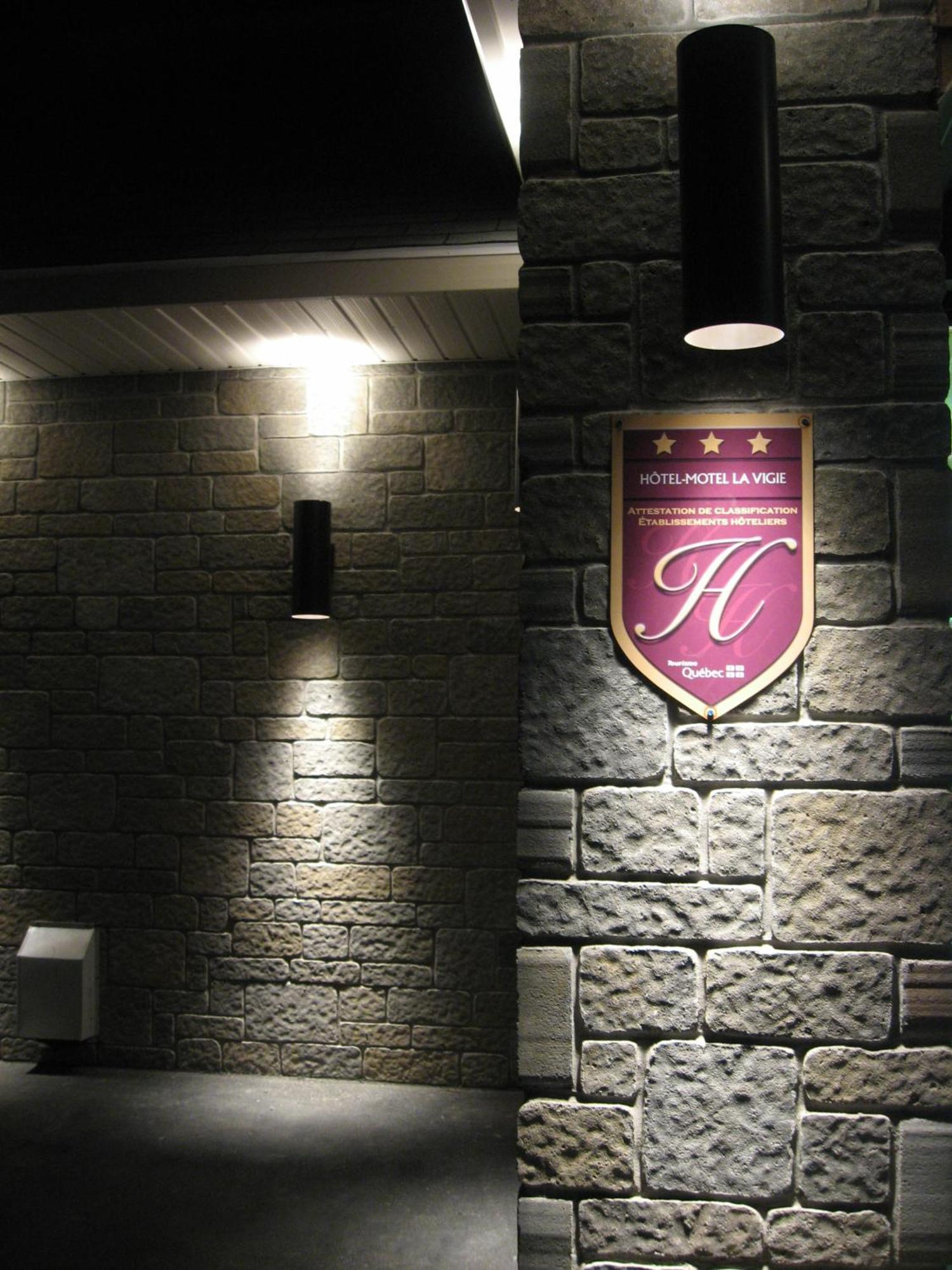 Hotel Motel La Vigie Матан Экстерьер фото
